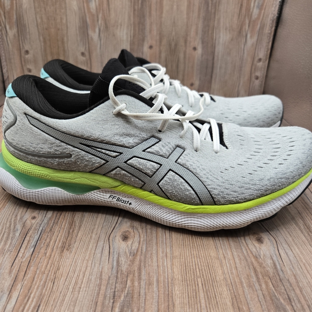 ASICS Men's Running Shoes - Gray and Green